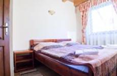 Franciaágyas + 1 szimpla ágy